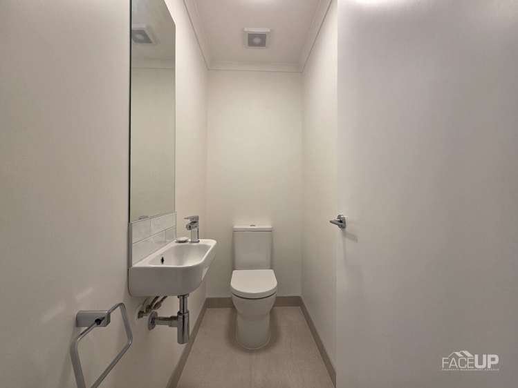 19 Oranga Drive Westgate_7