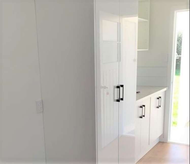 16 Shamrock Street 10516_2