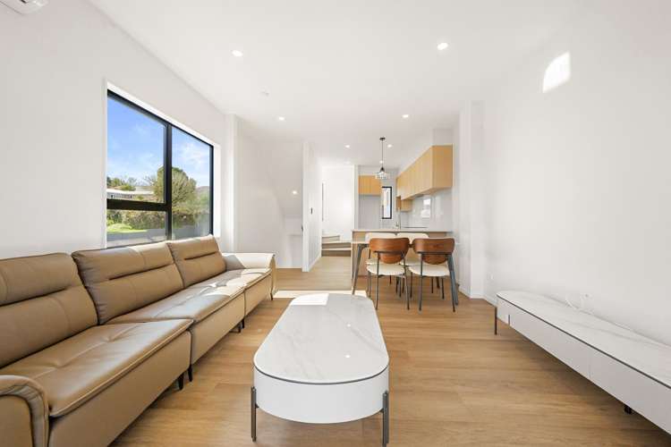 Lot 2-4/42 Captain Scott Road Glen Eden_2