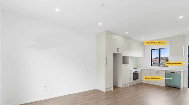 Modern 2-Bedroom Townhouse near central Auckland