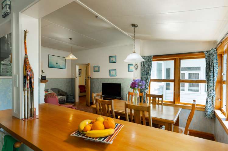 7 Broadway Picton_30