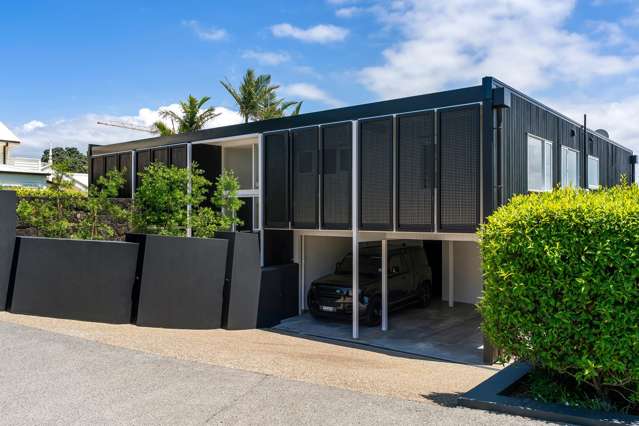 North-Facing, Poolside & Effortlessly Chic