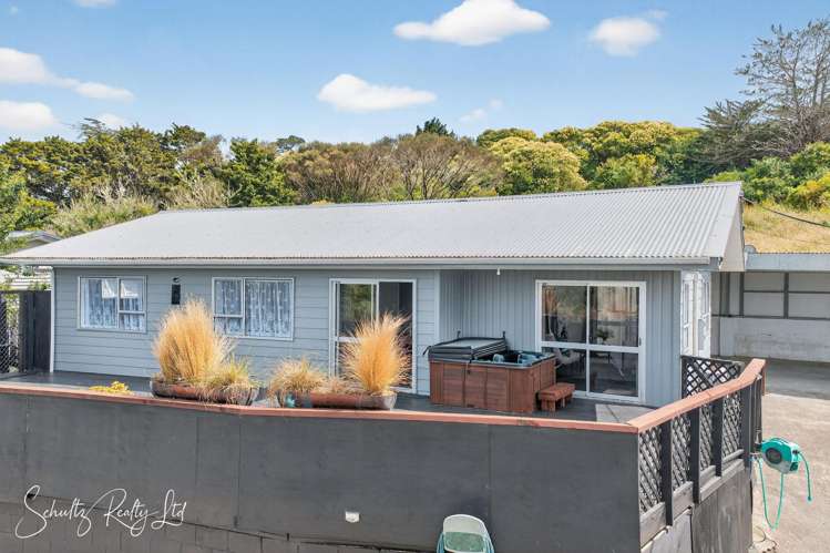 27 Hurndall Street Maungaturoto_32