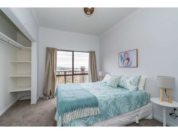 74 Barnes Drive Caversham_12