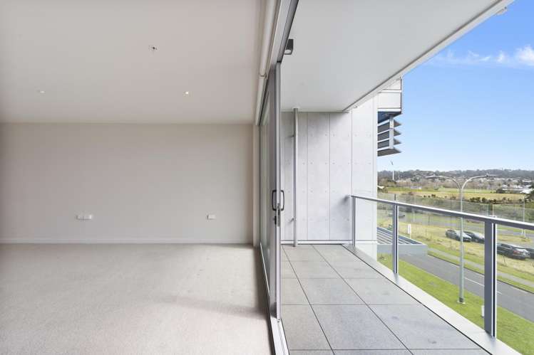 204/27 Don Mckinnon Drive Albany_11