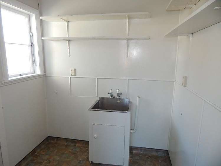 43 Fonblanque Street Westport_9