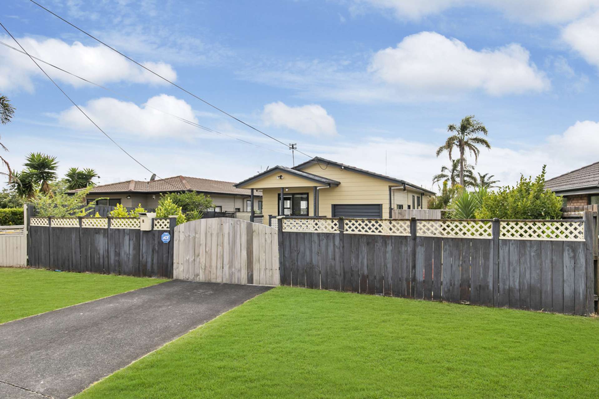 32 Beach Road Te Atatu Peninsula_0