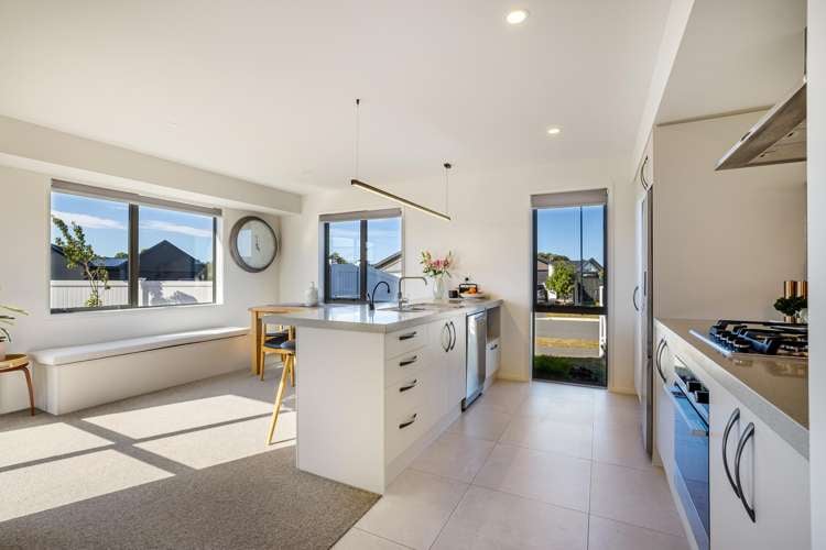 26 Selfe Crescent Burwood_5