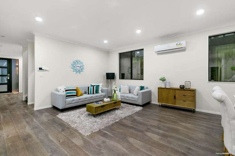 43 Hangahai Road Flat Bush_9
