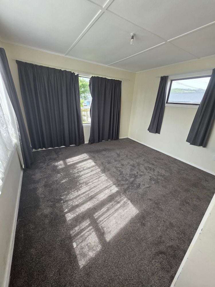27 Wainuiomata Road Wainuiomata_14