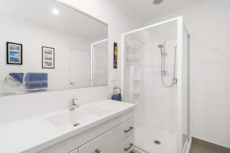 42 Pengover Avenue Leamington_11