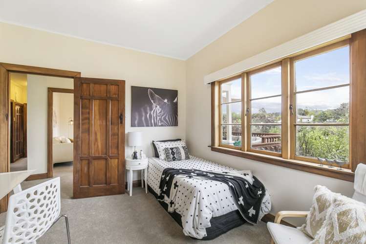 518g West Coast Road Oratia_9