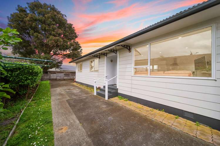 7A Tiari Place Mangere East_17