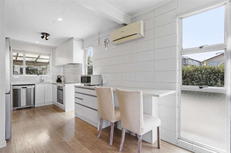 1/1 Cockayne Crescent Sunnynook_2