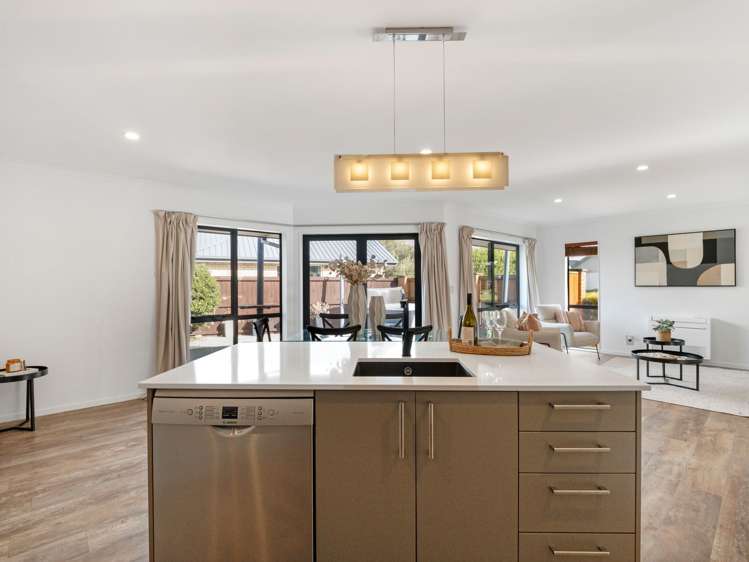 278 Southfield Drive Lincoln_7