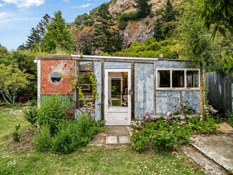 8 Beach Road Long Beach_17