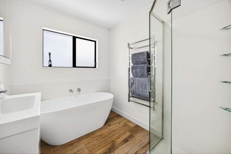 38 Elliston Crescent Stanmore Bay_10