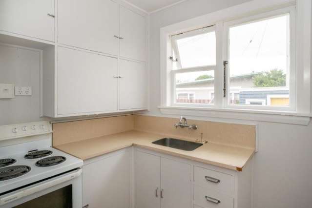 2/1 Renwick Street Seddon_1