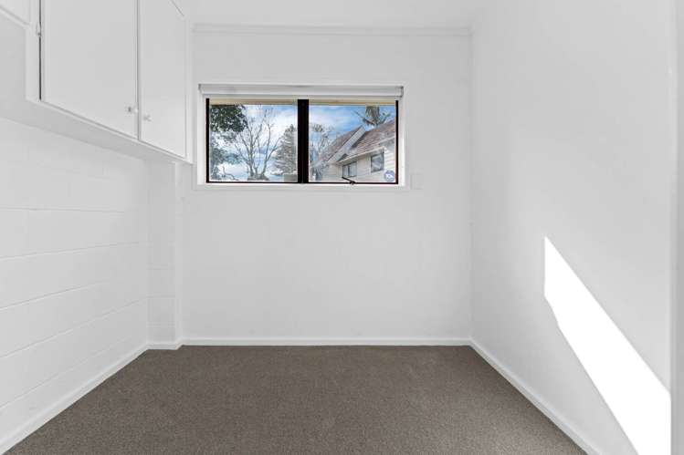 11/19A Gray Avenue Mangere East_17