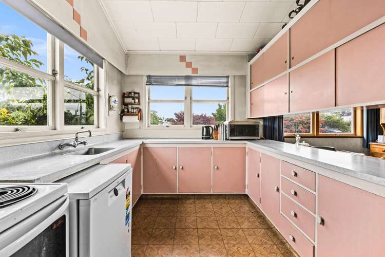 10 Foster Terrace Onekawa_11