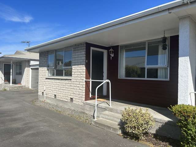 2 Beds In Riccarton