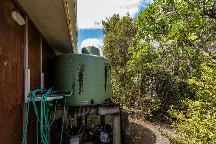 158 Silverstream Falls ROW Whitianga_43