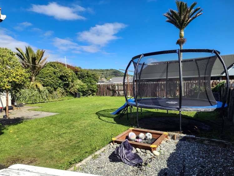 14 Marlborough Street Greymouth_14