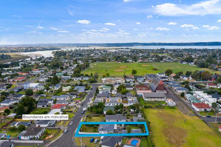 10 Edgerton Road Te Atatu Peninsula_31