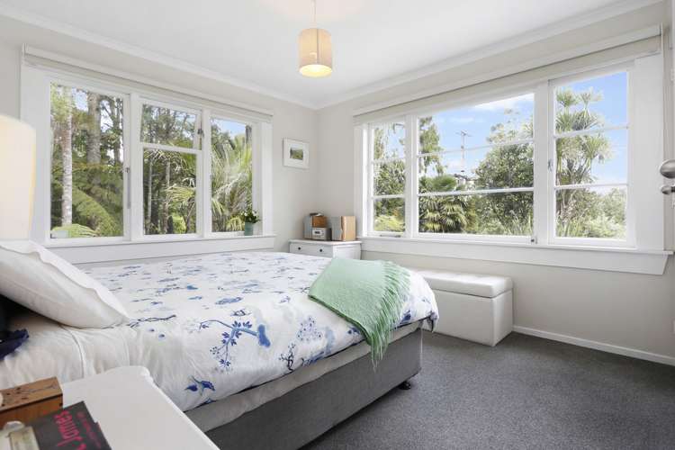 1 Grovelands Way Titirangi_11