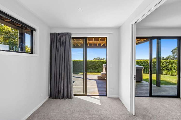 102 Vipond Road Stanmore Bay_19
