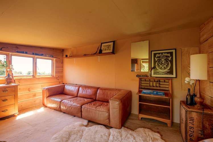 242 Pukerangi Drive_4