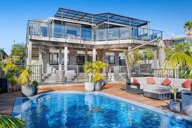 1418 Whangaparaoa Road Army Bay_26