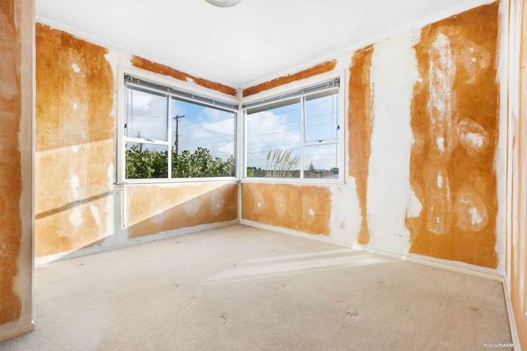 4 Young Road Mount Wellington_12