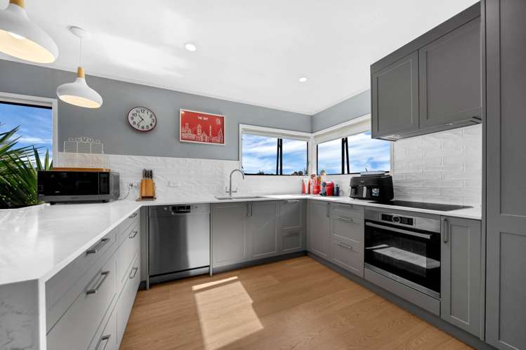 30 Oaktree Avenue Browns Bay_9