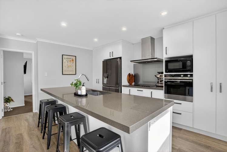 7 Abernethy Way Patumahoe_3