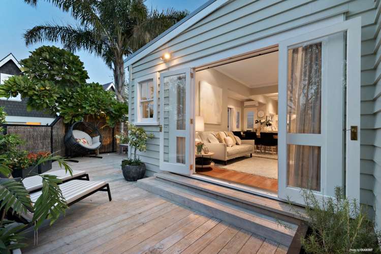 30 Russell Street Stanley Point_12