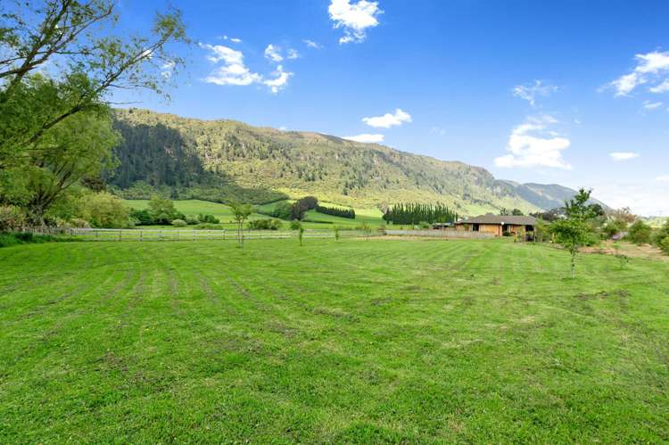 245 Te Kopia Road Waikite Valley_23