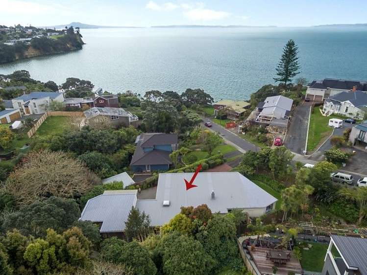 6 Rangitoto View Road Cockle Bay_21