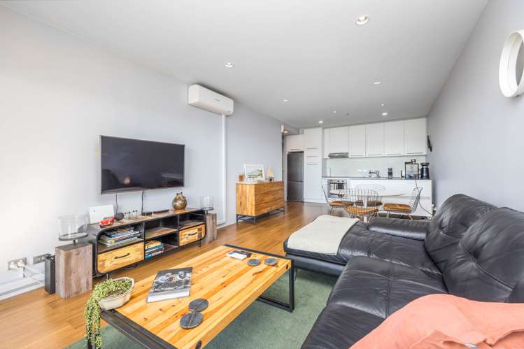 601/18 Beach Road Auckland Central_5