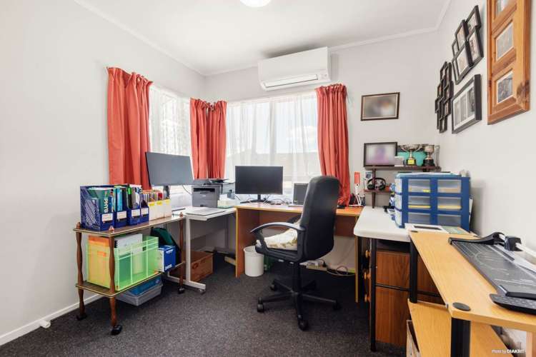 19 Faram Place Massey_12