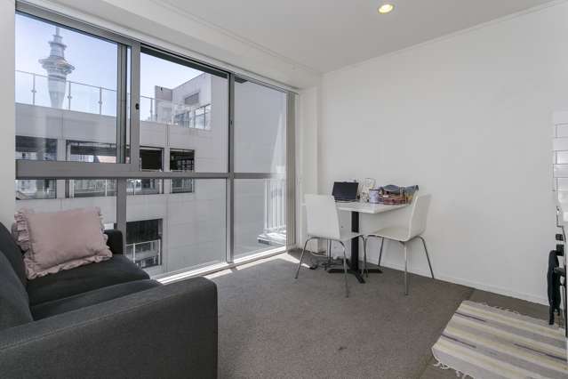 8g/189 Hobson Street Auckland Central_2