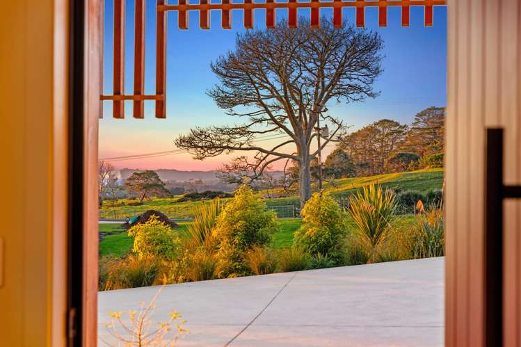 94 Amreins Road Waitakere_6