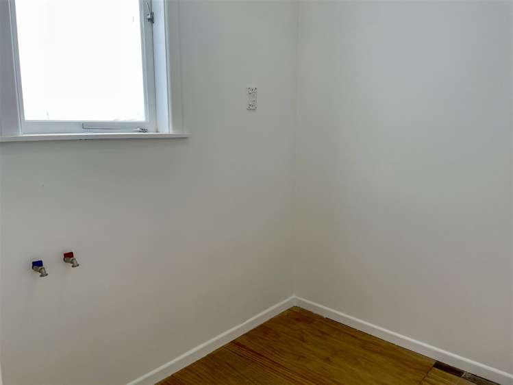 12 Chaucer Place Blockhouse Bay_7