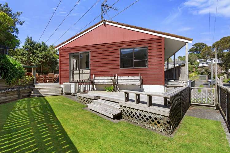 9A Kowhai Street Tawa_15