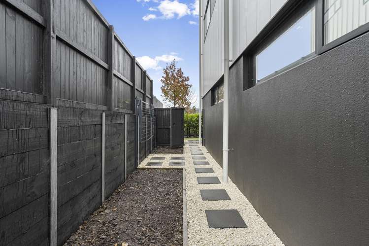 1/71 Hobsonville Point Road Hobsonville_10