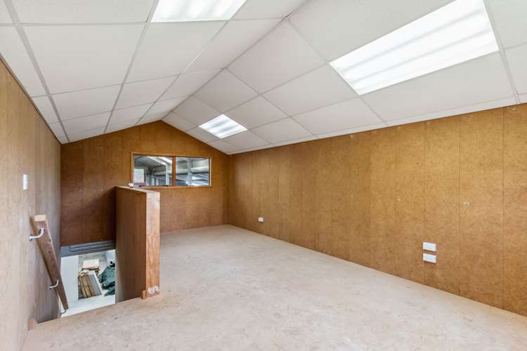 72 Porterfield Road Whitford_19