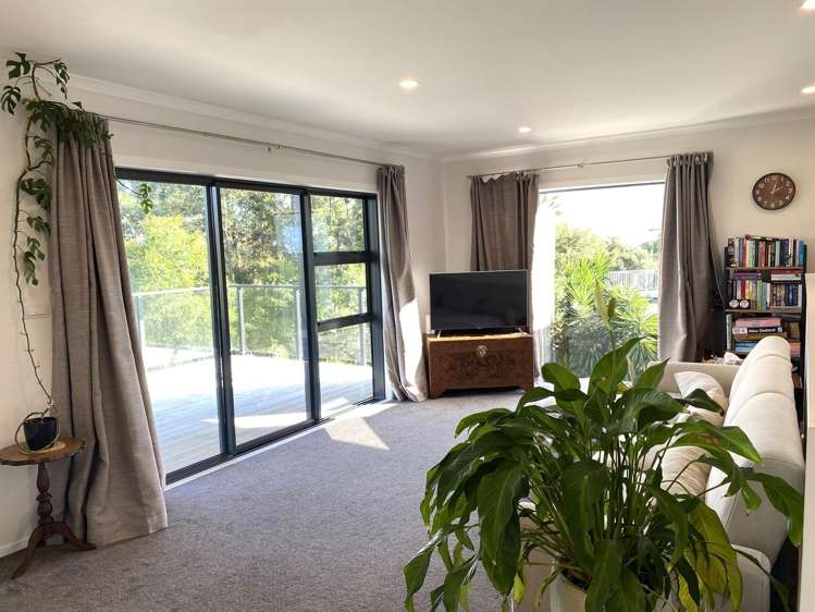1/107 Korokoro Crescent Thames_6