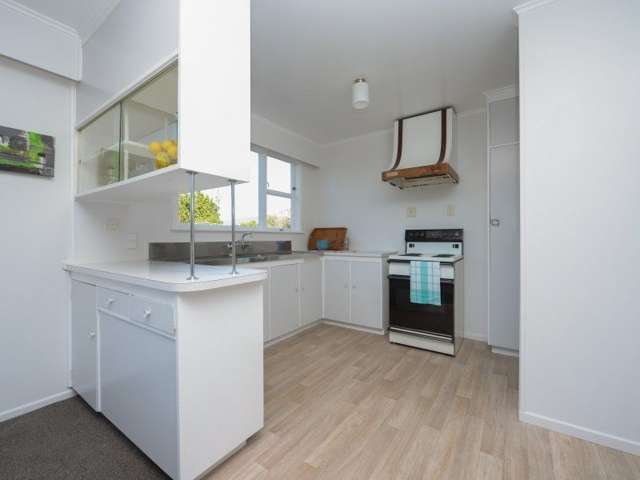 6 Joanna Place Deanwell_1