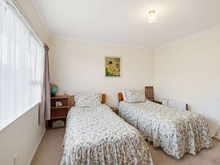 10 Downes Avenue Springvale_32