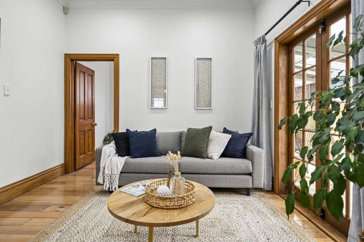 12 High Street Tirau_13